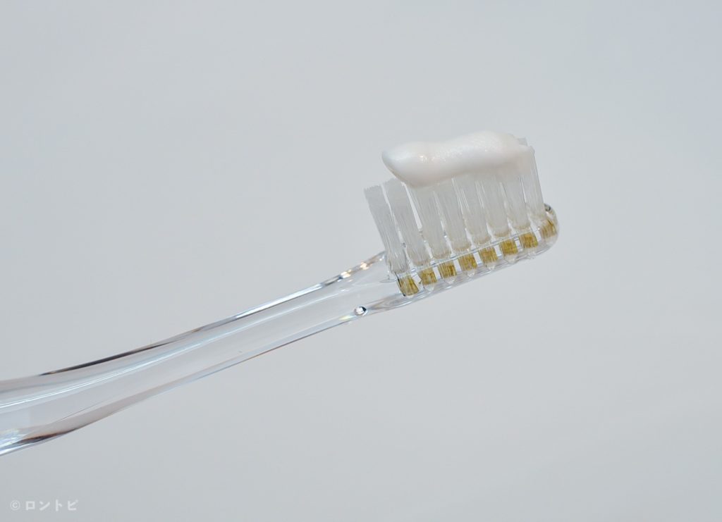 ホワイトニング　歯ブラシ